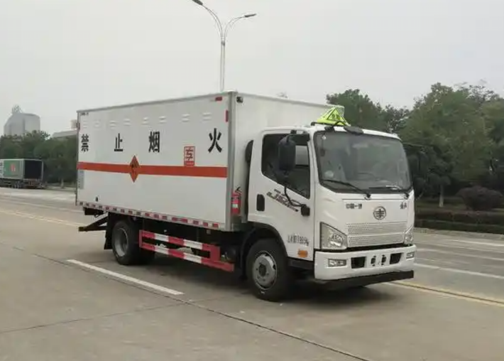 丹阳爆破器材运输车可以上高速吗？